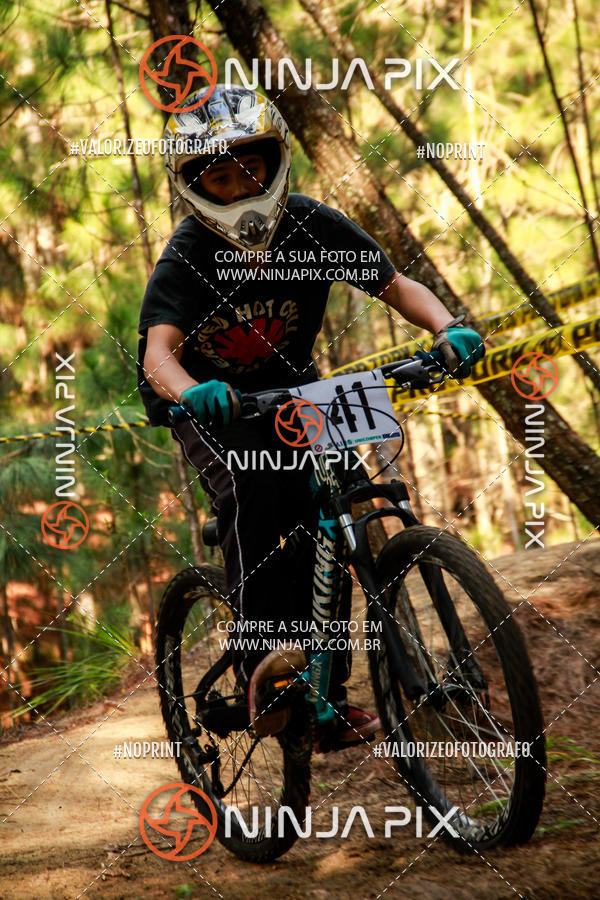 Achetez vos photos de l'vnementDownhill Pedreira sur Fotop