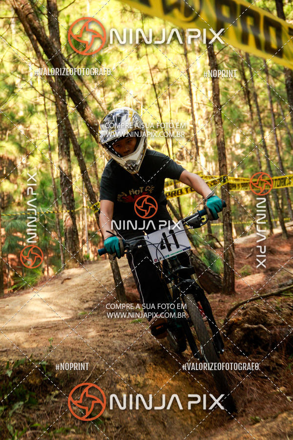 Achetez vos photos de l'vnementDownhill Pedreira sur Fotop