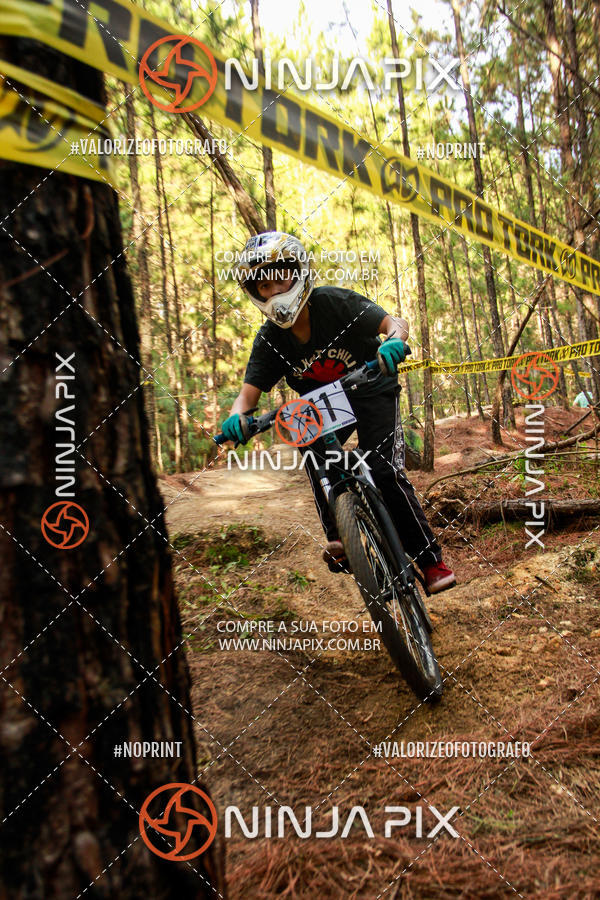 Achetez vos photos de l'vnementDownhill Pedreira sur Fotop