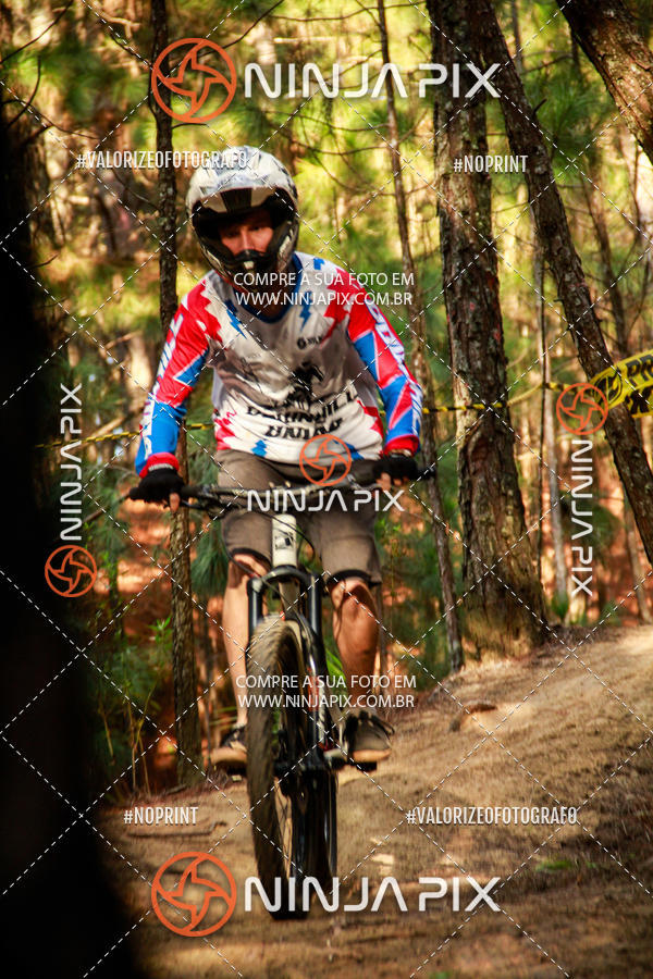 Achetez vos photos de l'vnementDownhill Pedreira sur Fotop