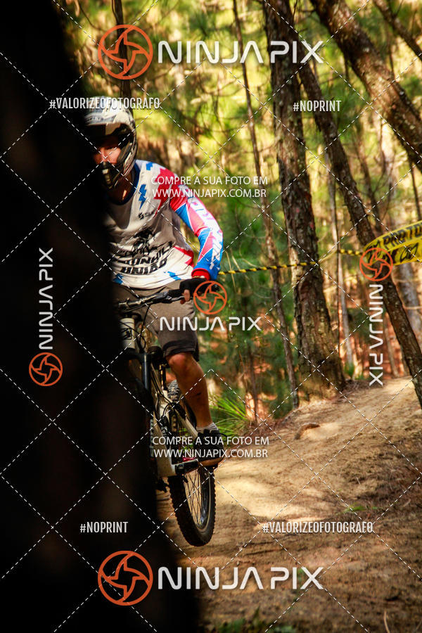 Achetez vos photos de l'vnementDownhill Pedreira sur Fotop