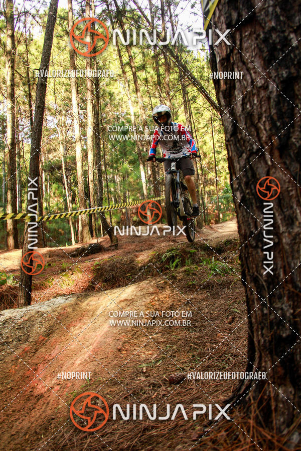 Achetez vos photos de l'vnementDownhill Pedreira sur Fotop