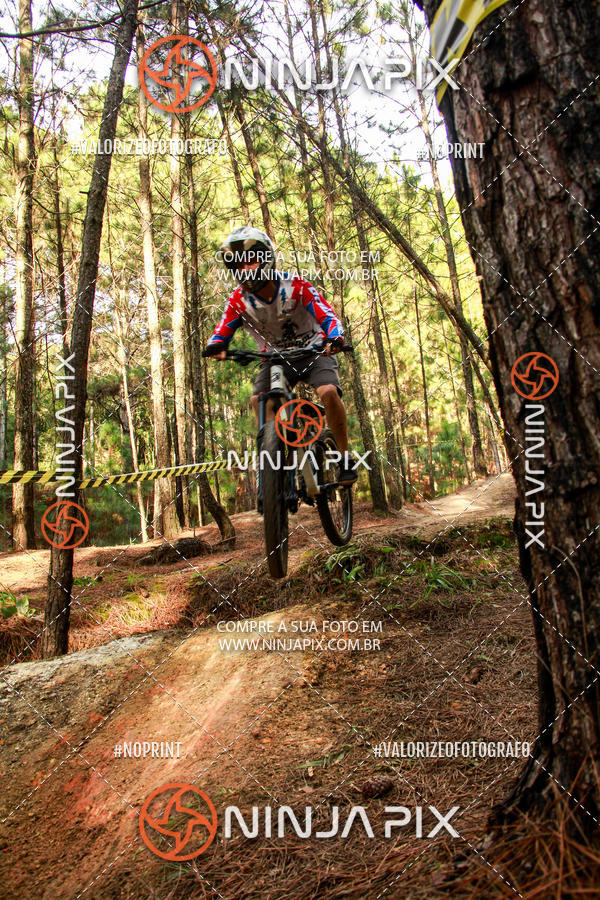 Achetez vos photos de l'vnementDownhill Pedreira sur Fotop