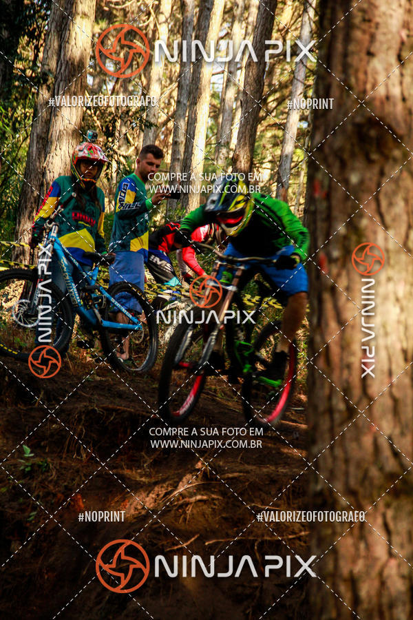 Achetez vos photos de l'vnementDownhill Pedreira sur Fotop