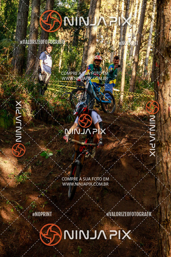 Achetez vos photos de l'vnementDownhill Pedreira sur Fotop