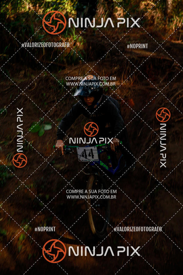 Achetez vos photos de l'vnementDownhill Pedreira sur Fotop