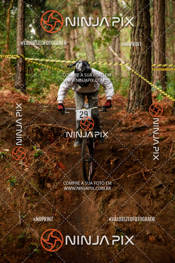 Achetez vos photos de l'vnementDownhill Pedreira sur Fotop