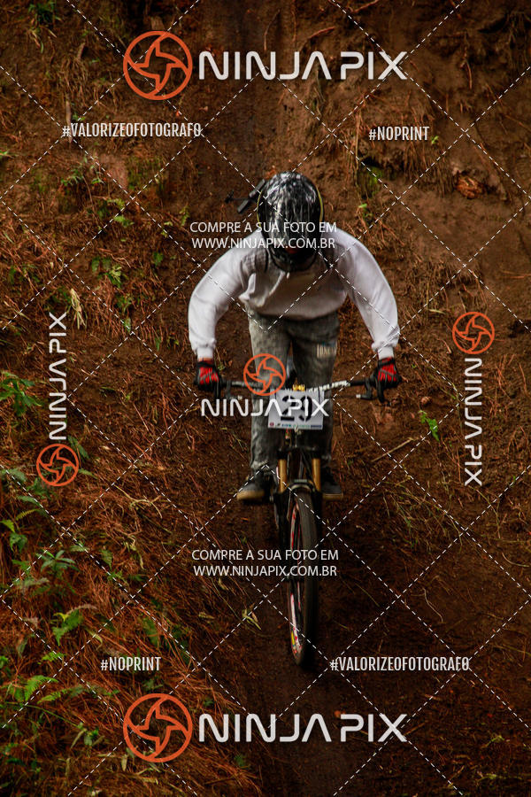 Achetez vos photos de l'vnementDownhill Pedreira sur Fotop