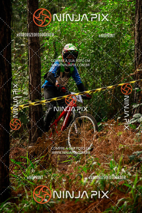 Achetez vos photos de l'vnementDownhill Pedreira sur Fotop