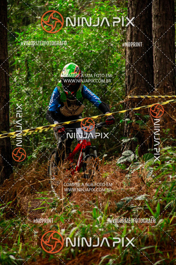 Achetez vos photos de l'vnementDownhill Pedreira sur Fotop