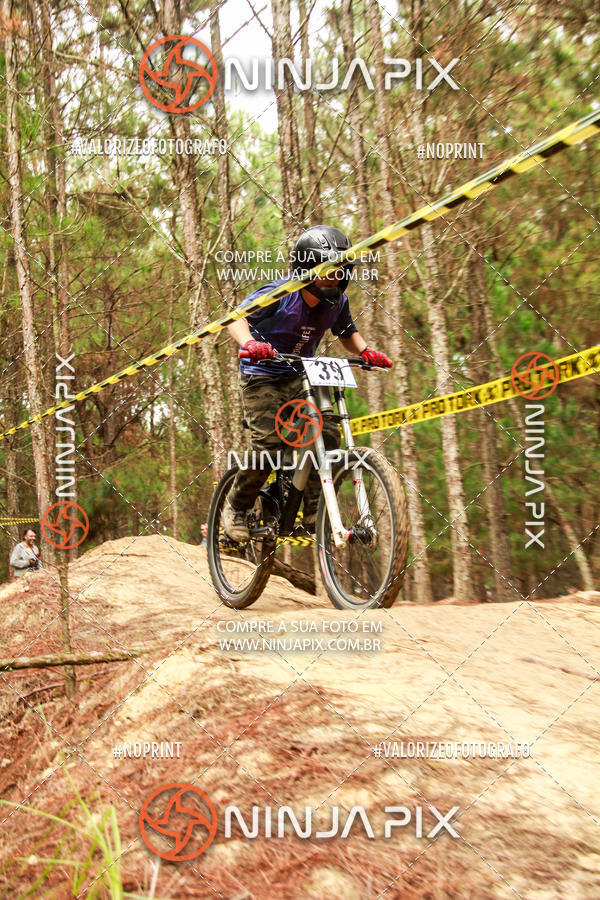 Acquista le foto dell'eventoDownhill Pedreira in Fotop