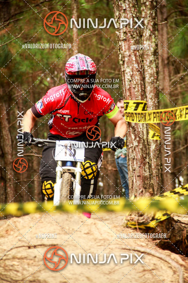 Acquista le foto dell'eventoDownhill Pedreira in Fotop