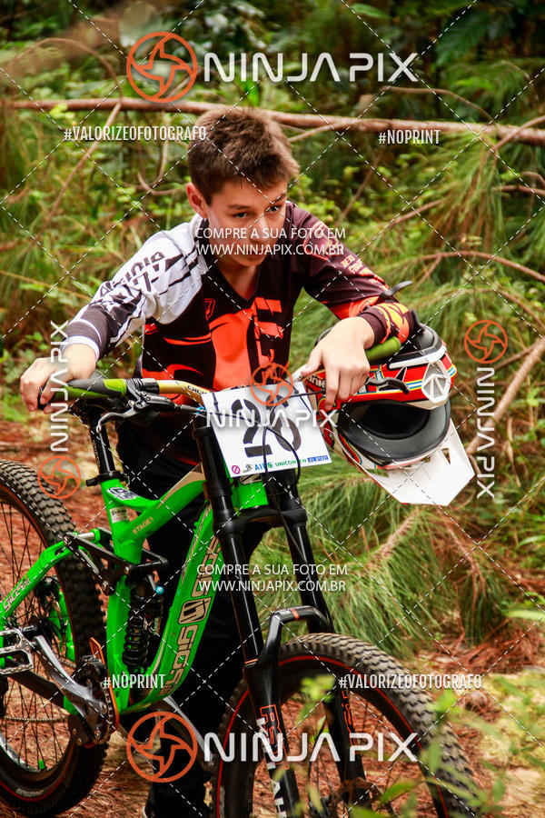 Acquista le foto dell'eventoDownhill Pedreira in Fotop