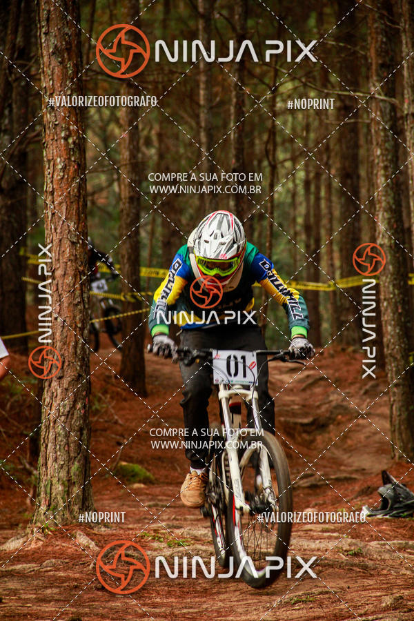 Acquista le foto dell'eventoDownhill Pedreira in Fotop