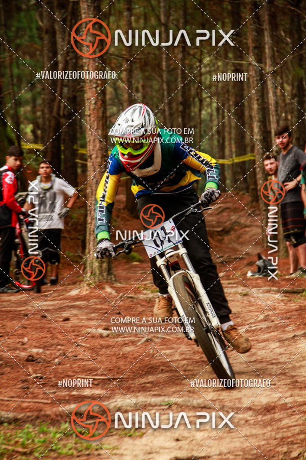 Acquista le foto dell'eventoDownhill Pedreira in Fotop