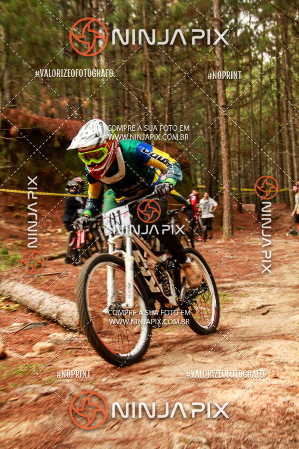 Acquista le foto dell'eventoDownhill Pedreira in Fotop