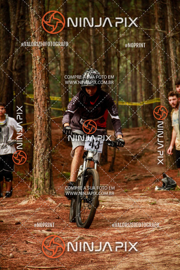 Buy your photos of the eventDownhill Pedreira on Fotop