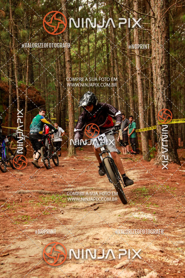 Buy your photos of the eventDownhill Pedreira on Fotop