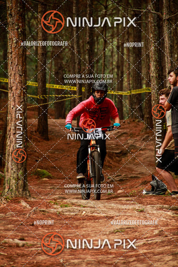 Buy your photos of the eventDownhill Pedreira on Fotop