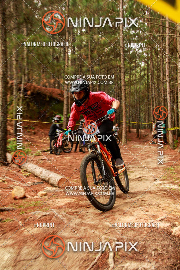 Buy your photos of the eventDownhill Pedreira on Fotop