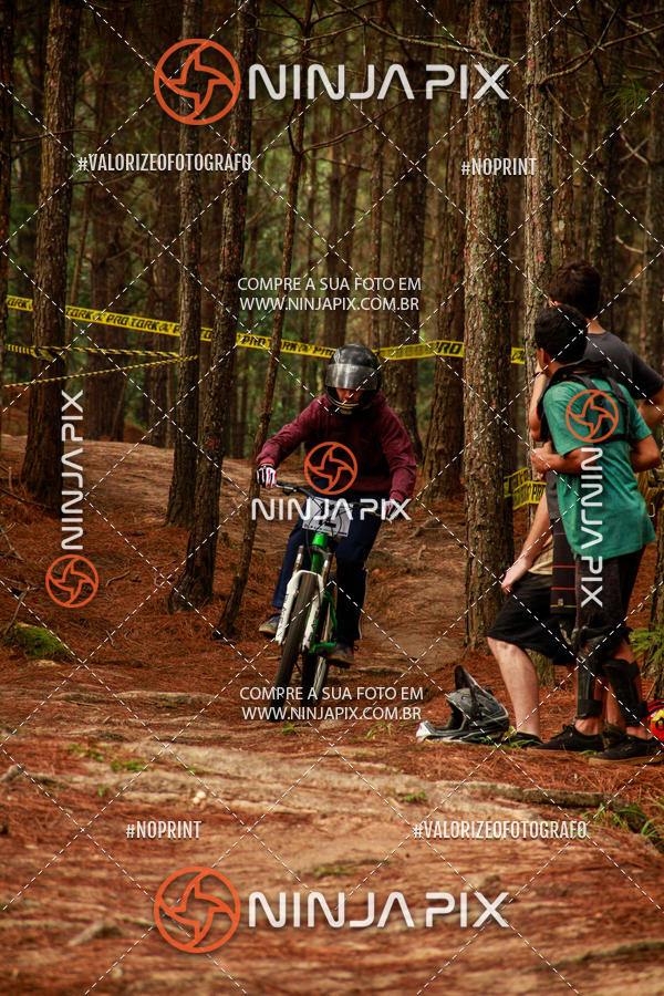 Buy your photos of the eventDownhill Pedreira on Fotop