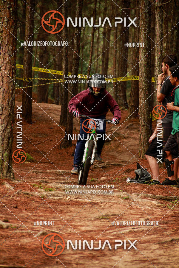 Buy your photos of the eventDownhill Pedreira on Fotop