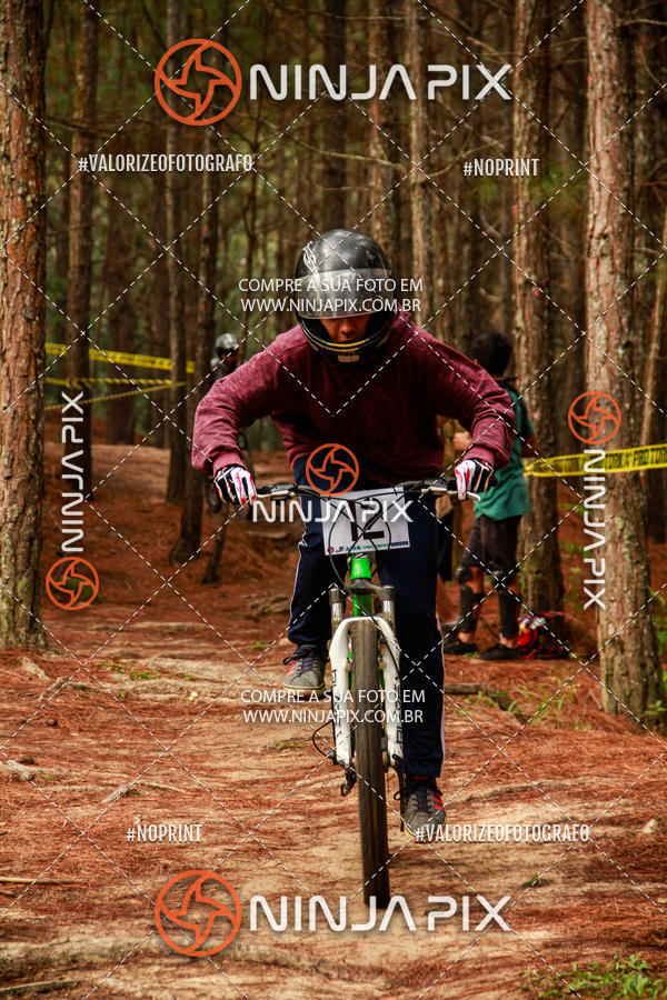 Buy your photos of the eventDownhill Pedreira on Fotop