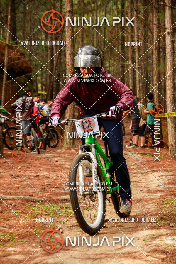 Achetez vos photos de l'vnementDownhill Pedreira sur Fotop