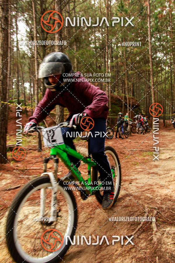 Achetez vos photos de l'vnementDownhill Pedreira sur Fotop