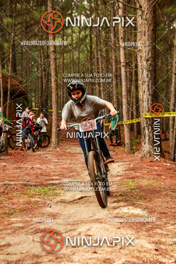 Achetez vos photos de l'vnementDownhill Pedreira sur Fotop