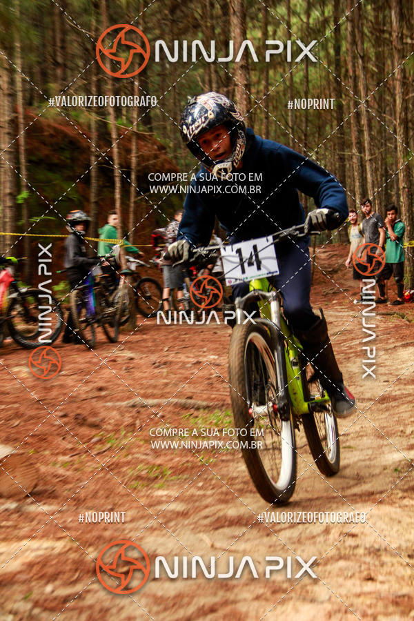 Achetez vos photos de l'vnementDownhill Pedreira sur Fotop