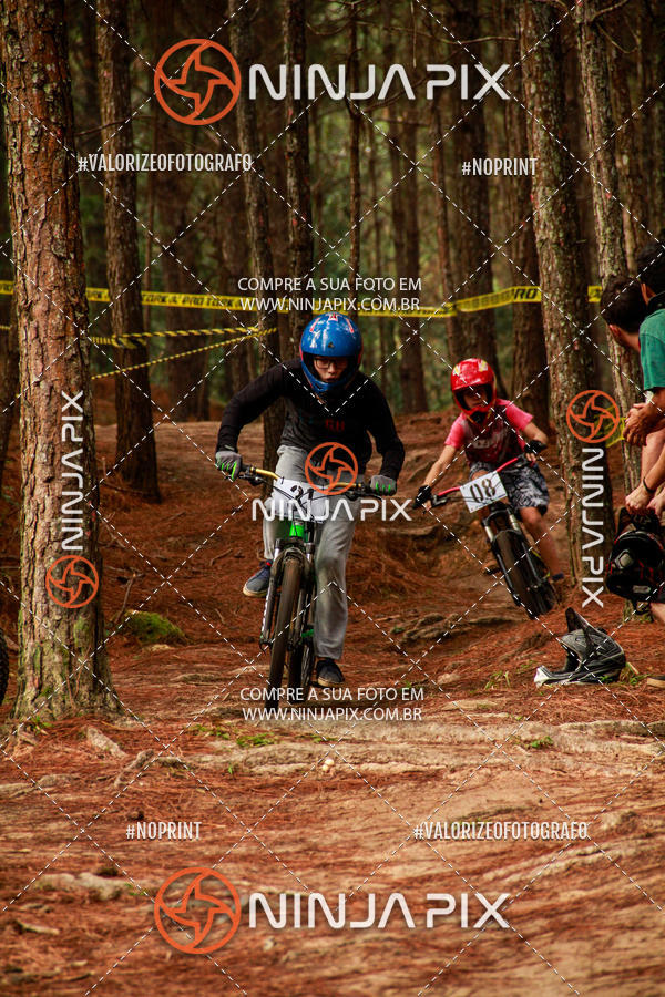 Achetez vos photos de l'vnementDownhill Pedreira sur Fotop