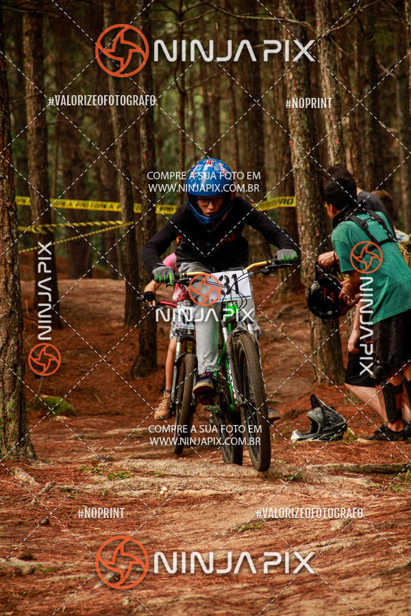 Achetez vos photos de l'vnementDownhill Pedreira sur Fotop