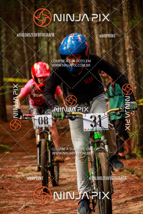Achetez vos photos de l'vnementDownhill Pedreira sur Fotop