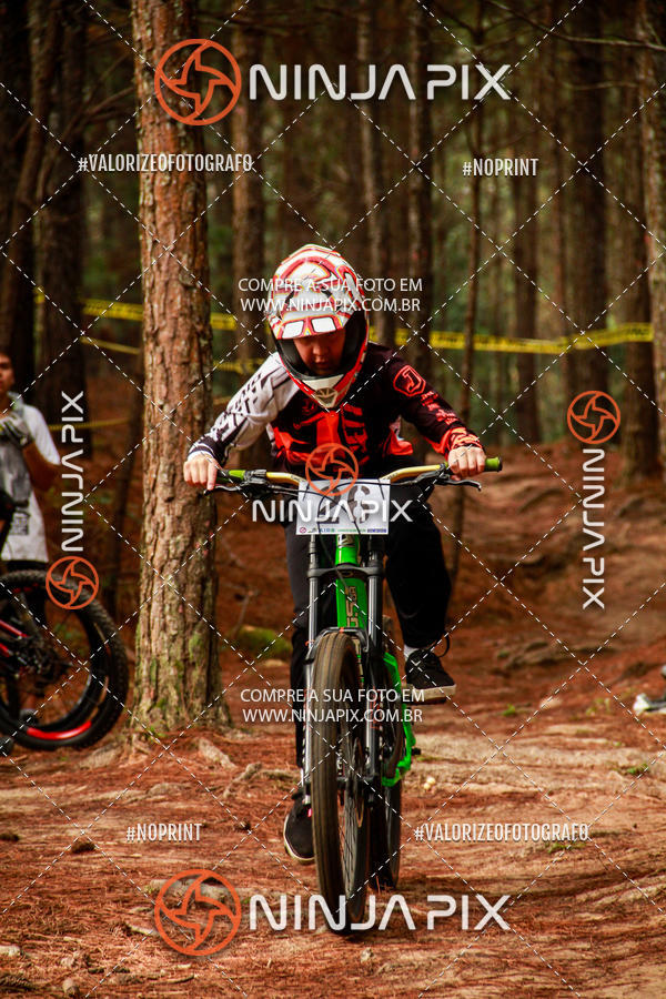Compra tus fotos del eventoDownhill Pedreira En Fotop