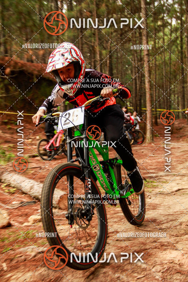 Compra tus fotos del eventoDownhill Pedreira En Fotop