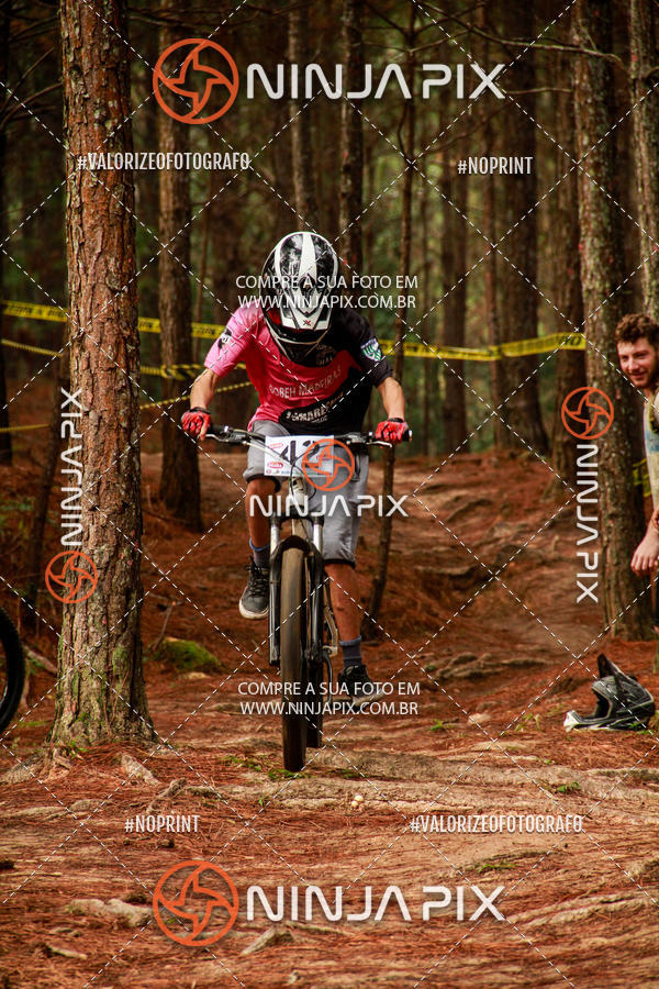 Compra tus fotos del eventoDownhill Pedreira En Fotop