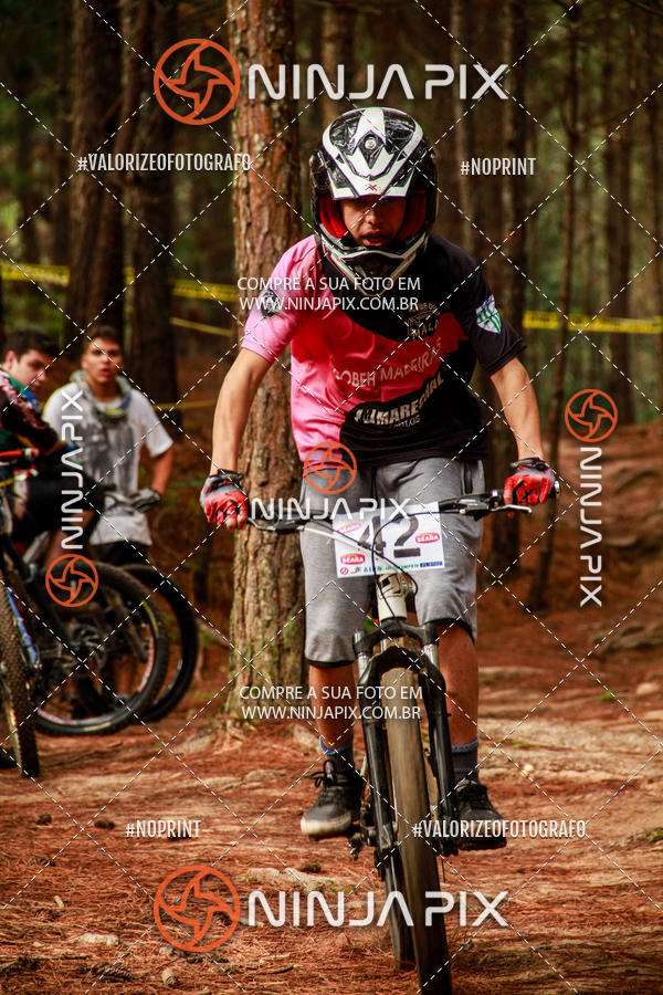 Compra tus fotos del eventoDownhill Pedreira En Fotop
