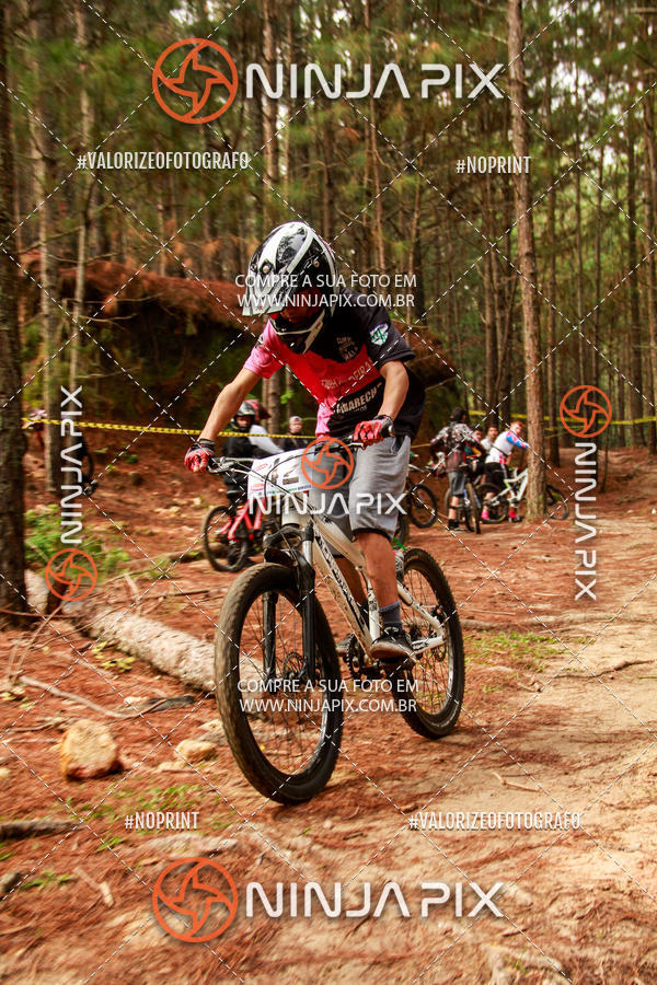 Compra tus fotos del eventoDownhill Pedreira En Fotop