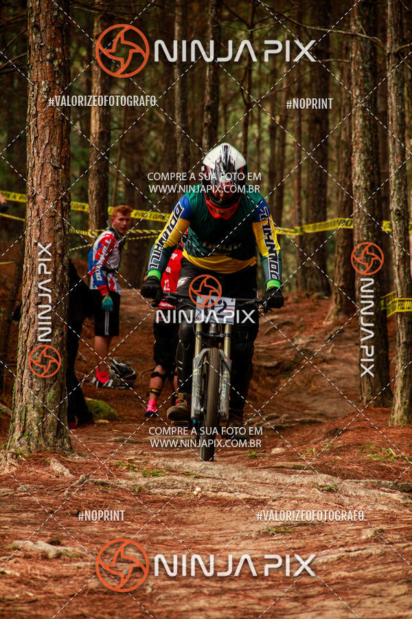 Achetez vos photos de l'vnementDownhill Pedreira sur Fotop