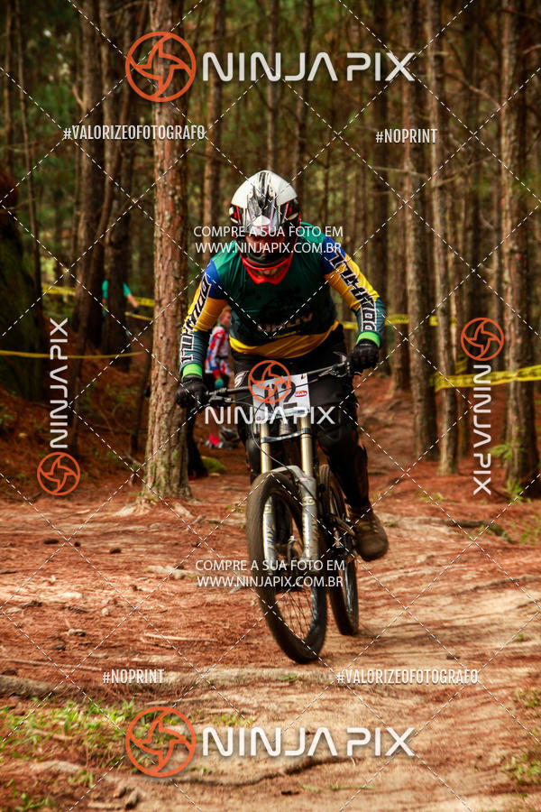 Achetez vos photos de l'vnementDownhill Pedreira sur Fotop