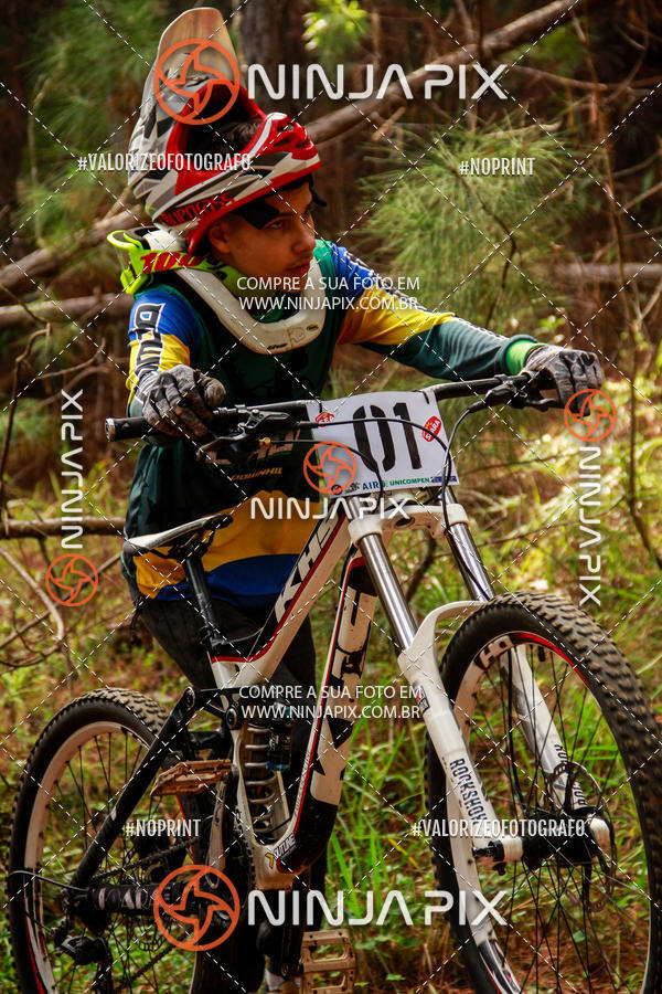 Achetez vos photos de l'vnementDownhill Pedreira sur Fotop