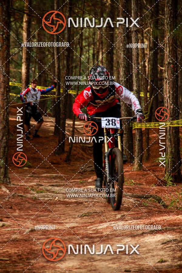 Compre suas fotos do eventoDownhill Pedreira no Fotop