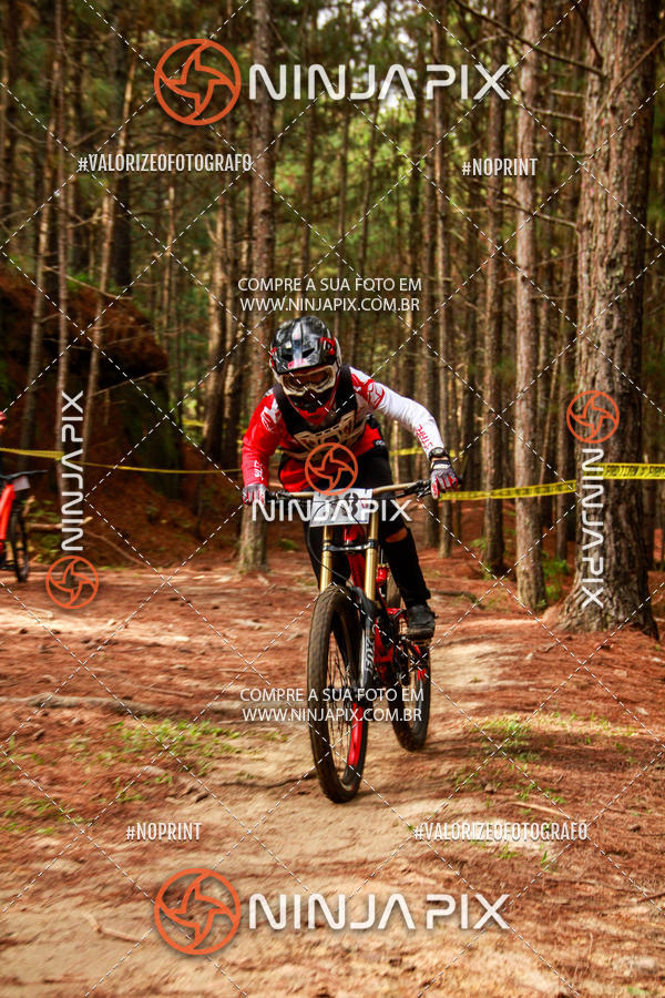Compre suas fotos do eventoDownhill Pedreira no Fotop