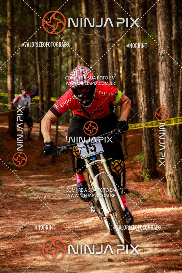 Buy your photos of the eventDownhill Pedreira on Fotop