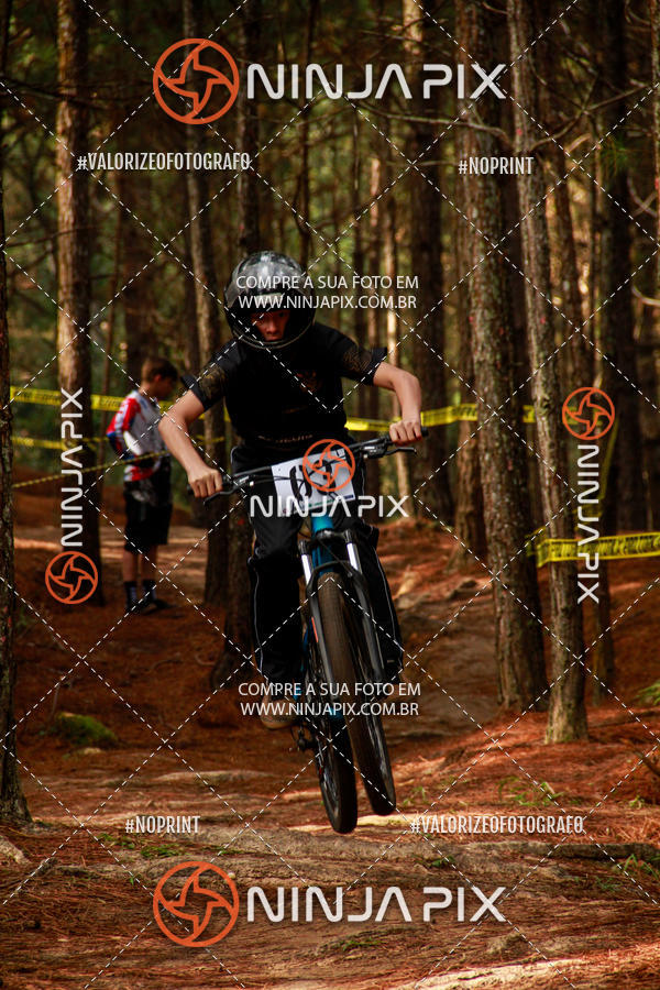 Buy your photos of the eventDownhill Pedreira on Fotop