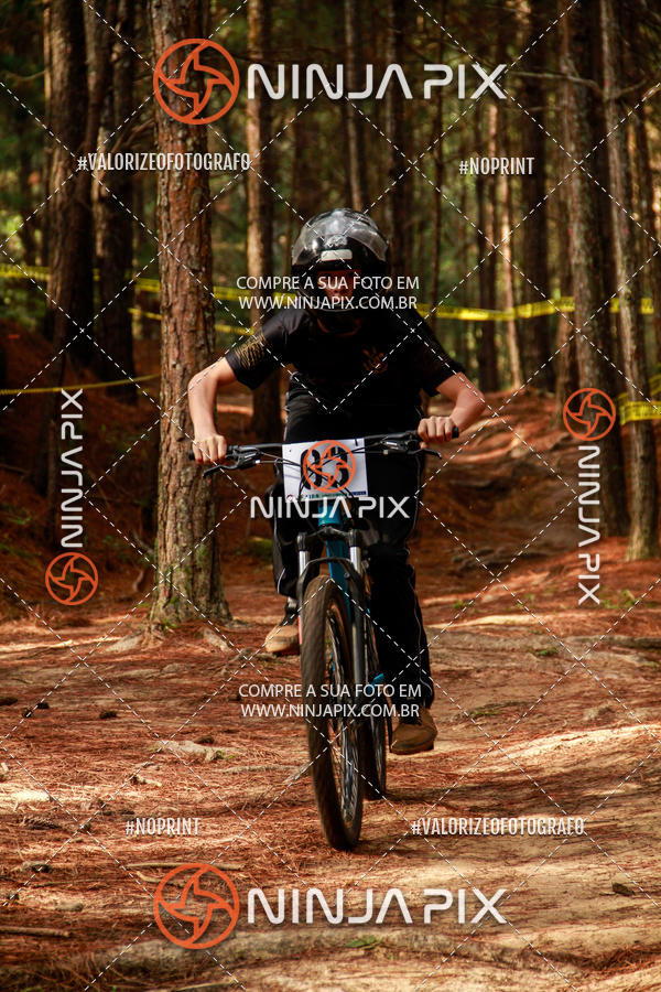 Buy your photos of the eventDownhill Pedreira on Fotop