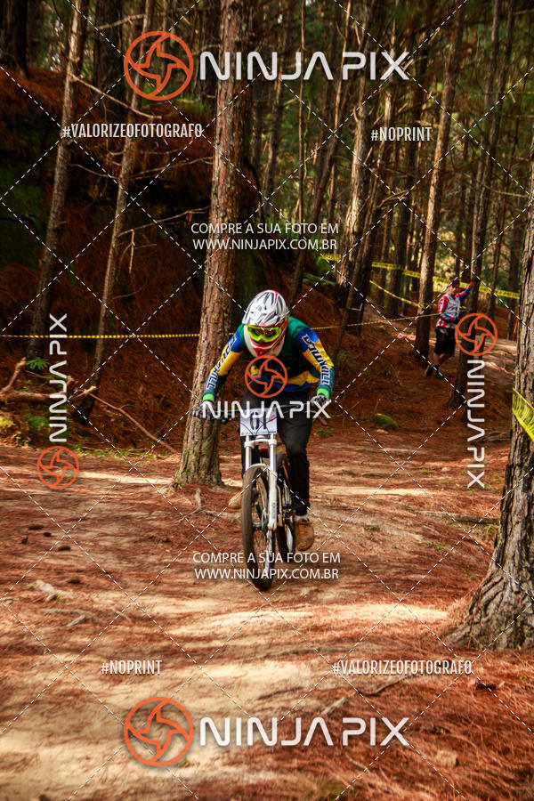 Buy your photos of the eventDownhill Pedreira on Fotop