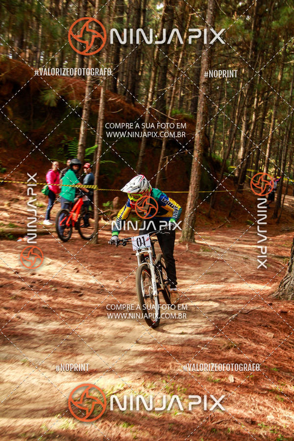 Buy your photos of the eventDownhill Pedreira on Fotop