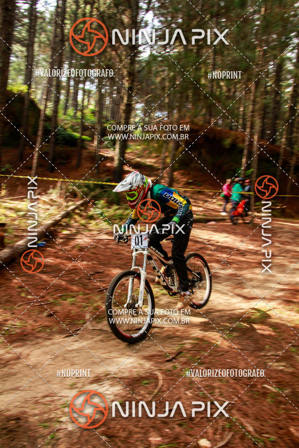 Buy your photos of the eventDownhill Pedreira on Fotop
